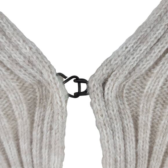 Free People Beige Women Crochet Back Shawl Poncho Clip Close OS - Picture 2 of 4